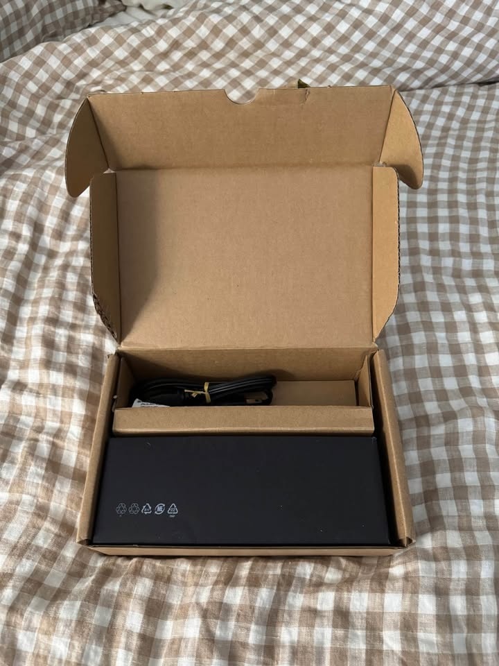 Lenovo Thinkpad Universal Thunderbolt 4 Docking Station - photo 2