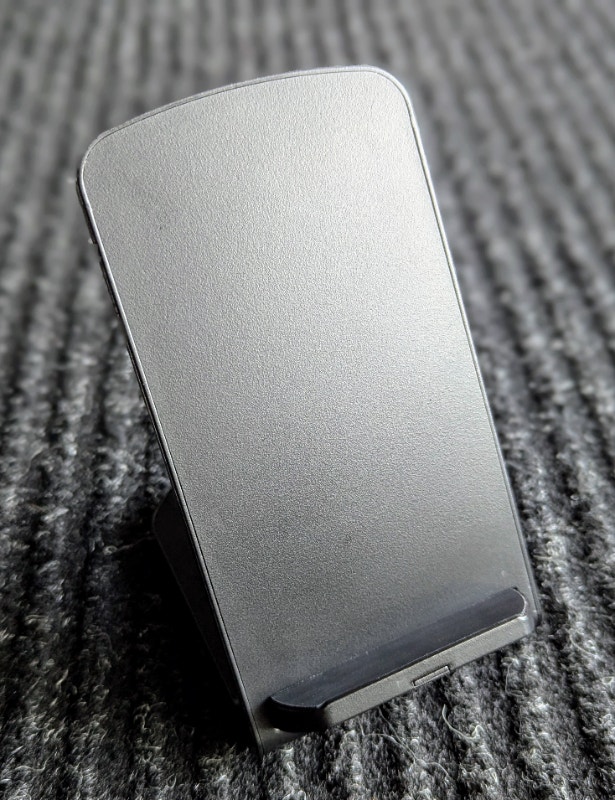 ONN 5W Qi Wireless Charging Stand - Like New
