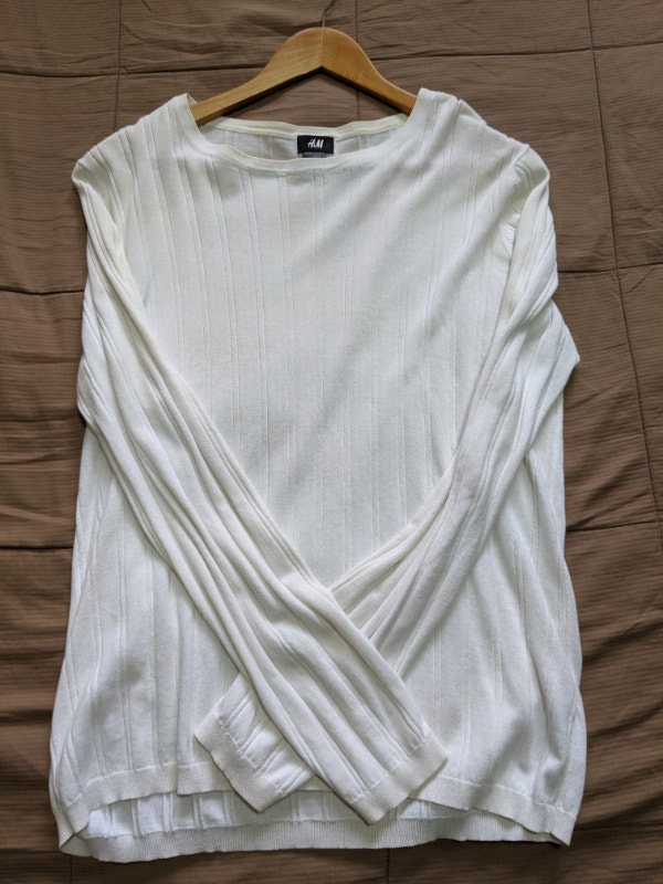 Fashionable Brand Name Mens Fall Clothing (Like New) - photo 3
