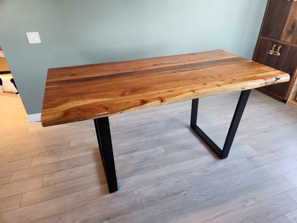 Solid Wood Table with metal legs - photo 4