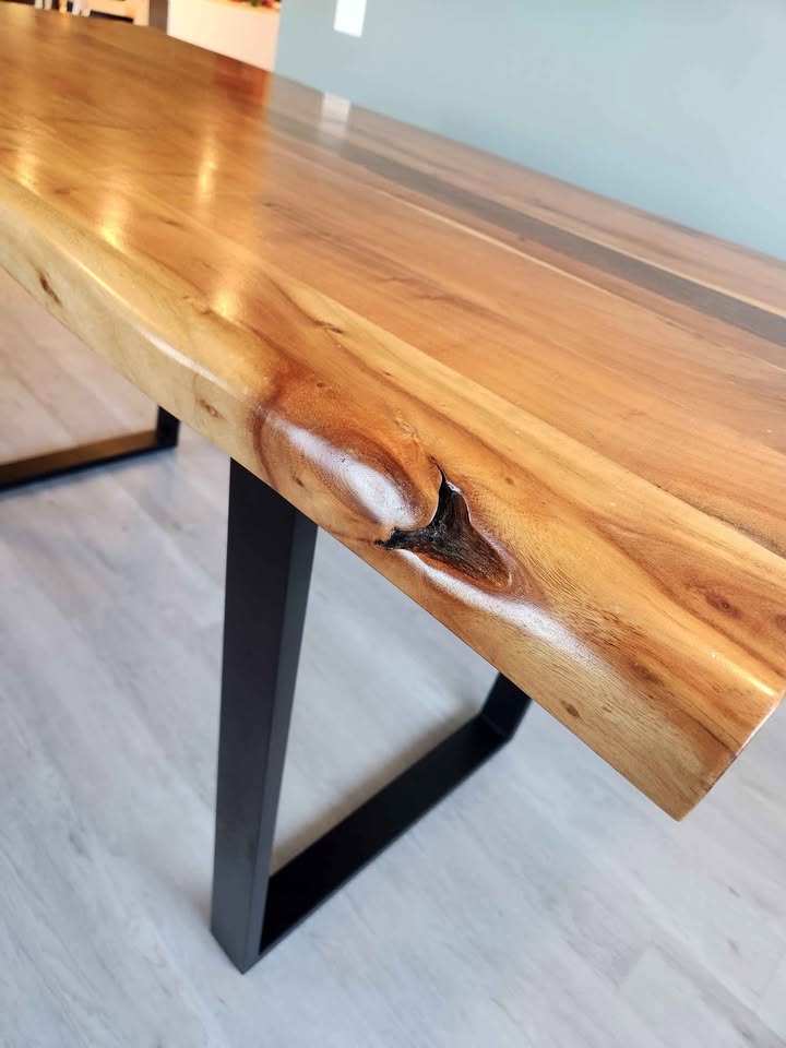 Solid Wood Table with metal legs - photo 5