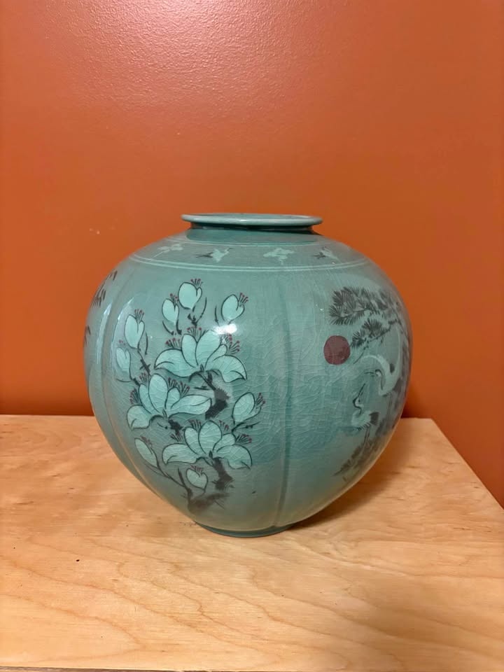 Asian vase - possibly Korean