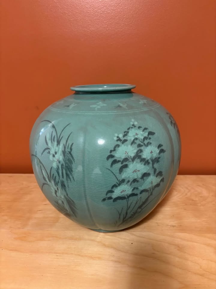 Asian vase - possibly Korean - photo 3