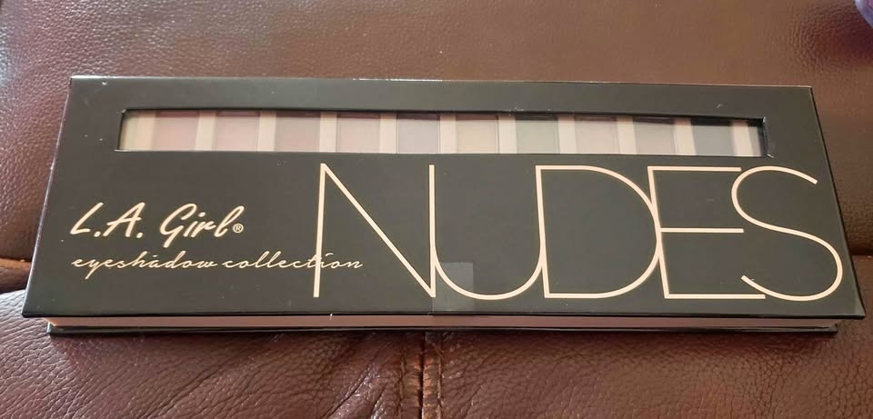 NEW L.A. Girl Beauty Brick Eyeshadow, Nudes, 0.42 Oz
