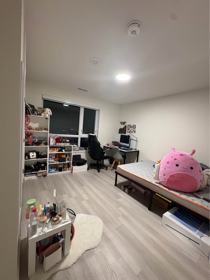 1 Bedroom in 2b2b Condo for Rent (Lease Takeover) - photo 2