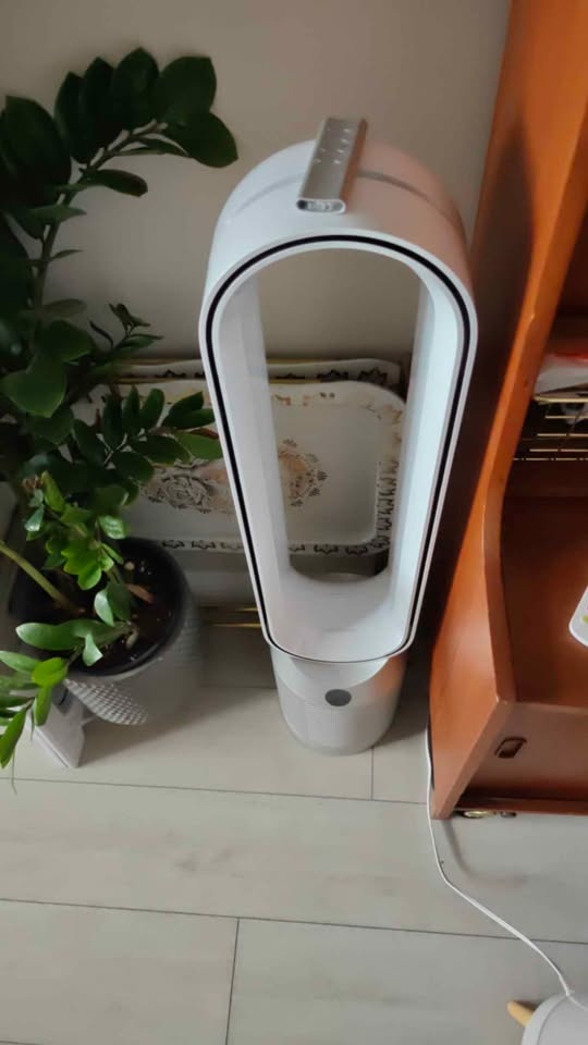 Dyson PC1 Air Purifier - photo 2