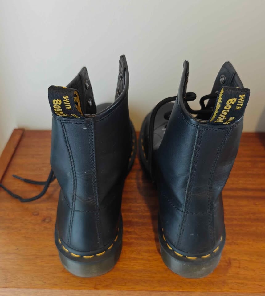 1460 Doc Martens - Ladies 9 W - photo 3