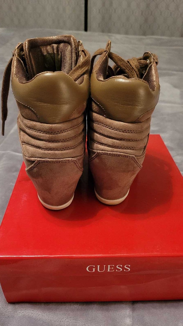 Guess Wedge Sneakers size 8 - photo 3