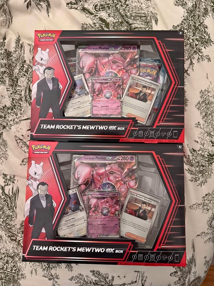 Pokemon - Team Rockets Mewtwo EX Box (1 left)