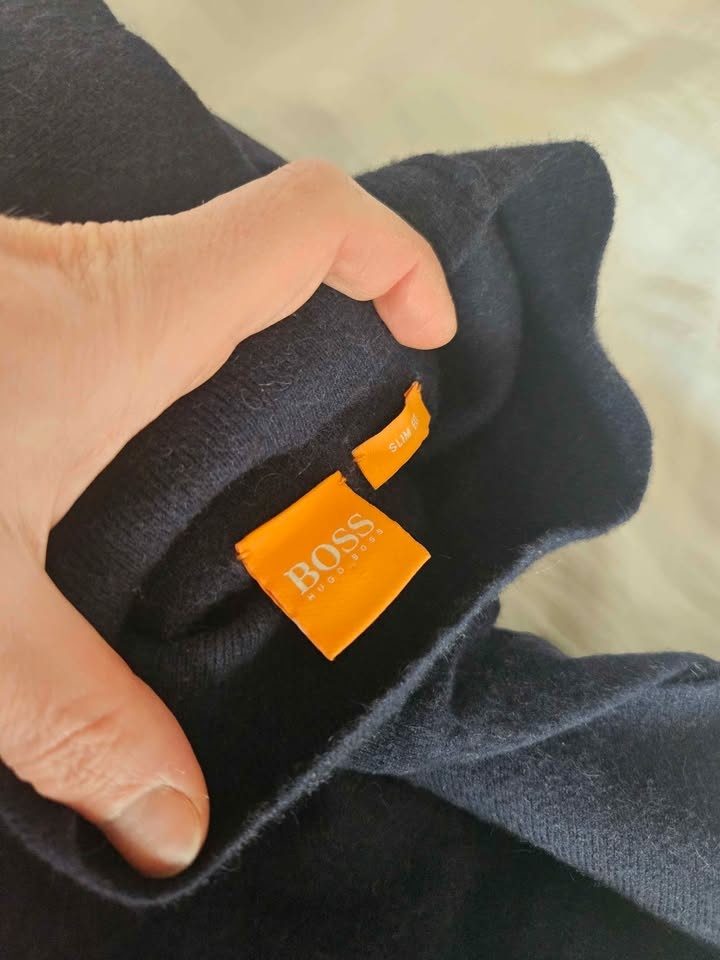 Huge Boss Orange label men's navy turtleneck sweater - photo 2