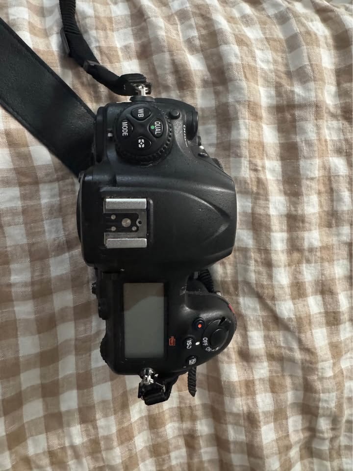Nikon D500 DSLR Camera w/ 18-55mm Lens & Battery Grip - photo 5