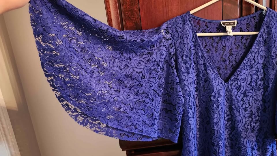 Brand New Lace Dresses - photo 3