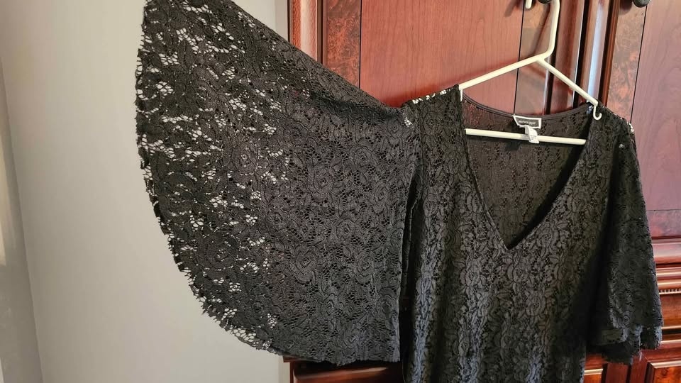 Brand New Lace Dresses - photo 5