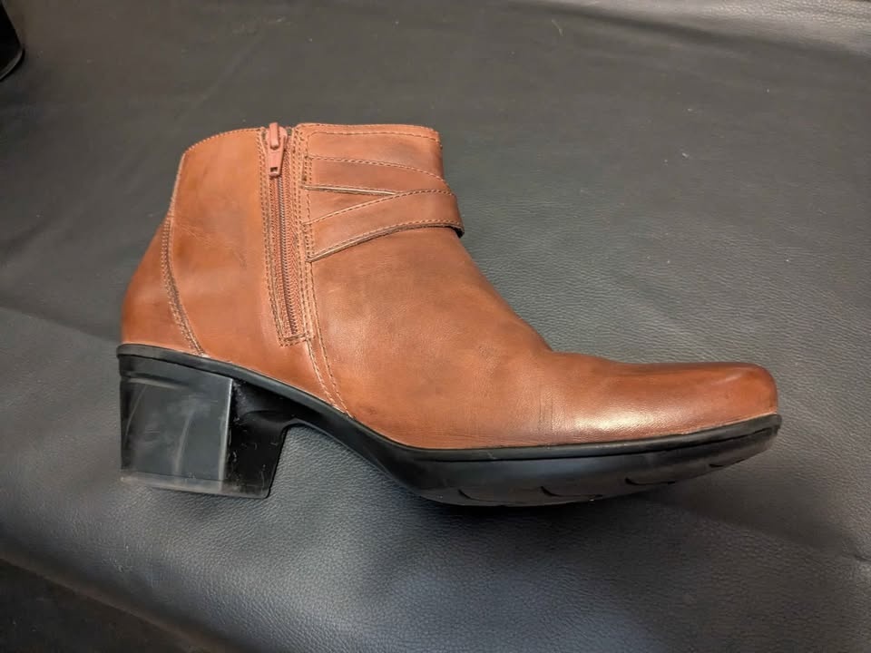 Women's Brown Clarks Booties, Size 11 - photo 4