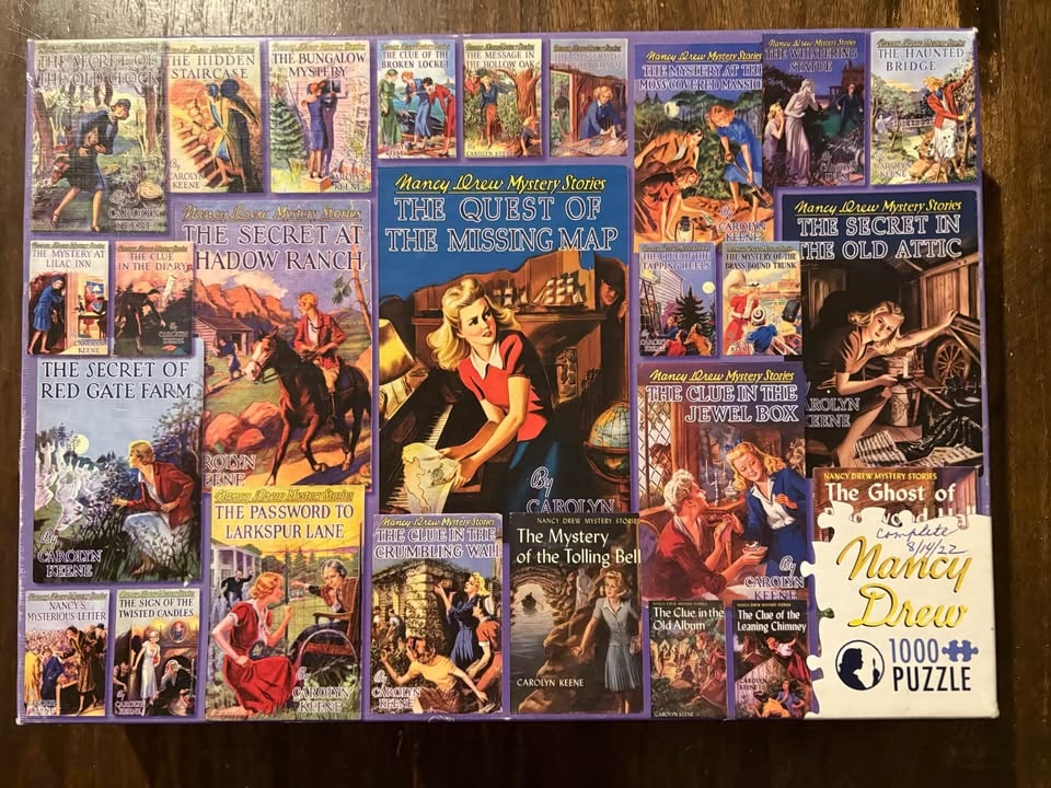 1000 Piece Puzzle - Nancy Drew Book Covers - photo 2