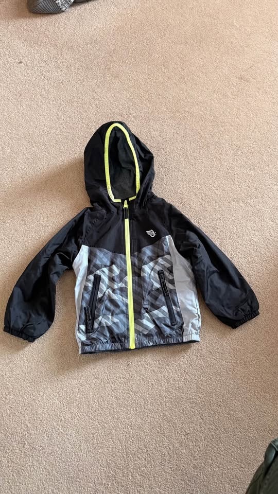 OshKosh B'gosh 2T Rain Set Jacket Pants - photo 2