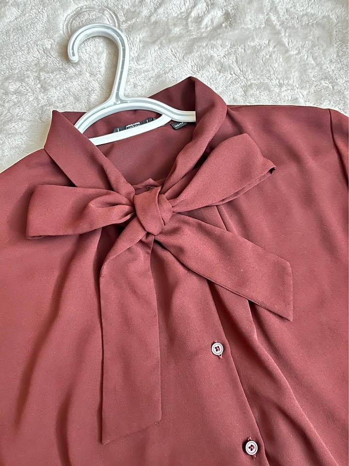 Uniqlo Blouse (XXS)