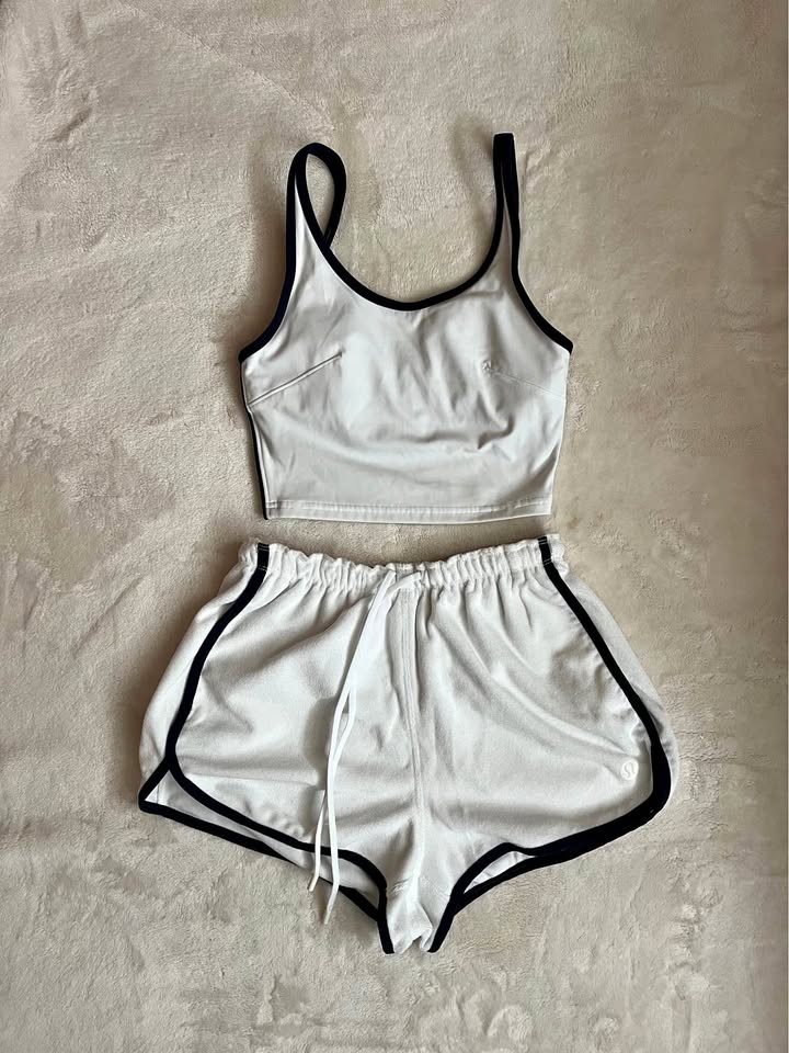 Lululemon Set (Top XXS, Shorts 2)