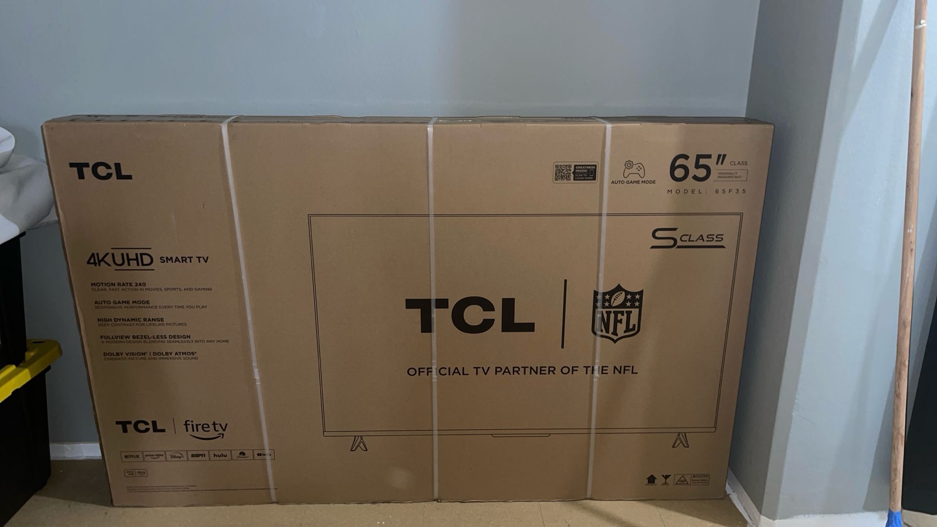 TCL 4K UHD Smart TV 65"
