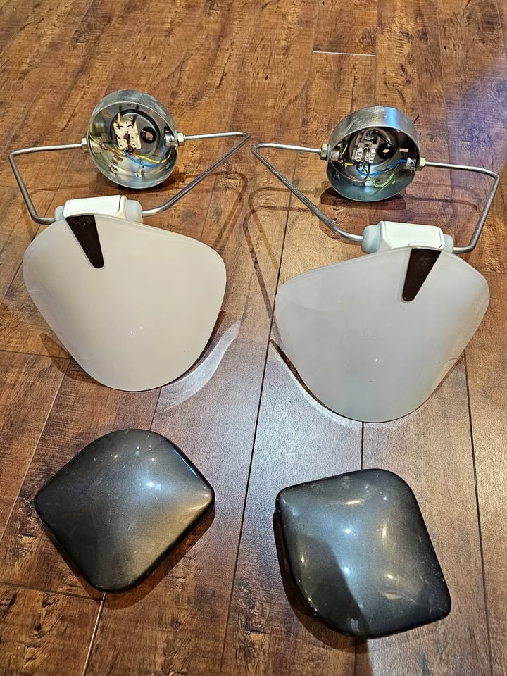 Two Bali Wall Sconces by Paolo Rizzatto for Arteluce