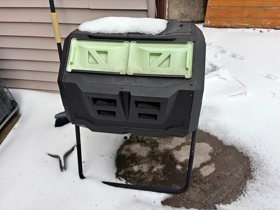 Tumbling Composter