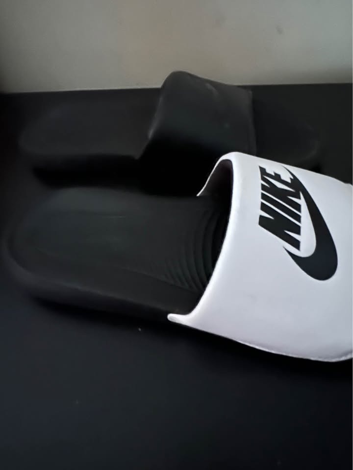 Nike Sandals - photo 3