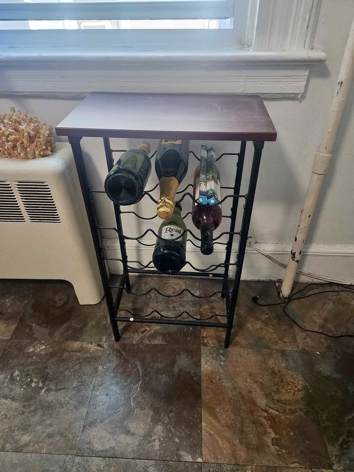 Wine Rack - Holds 15 Bottles