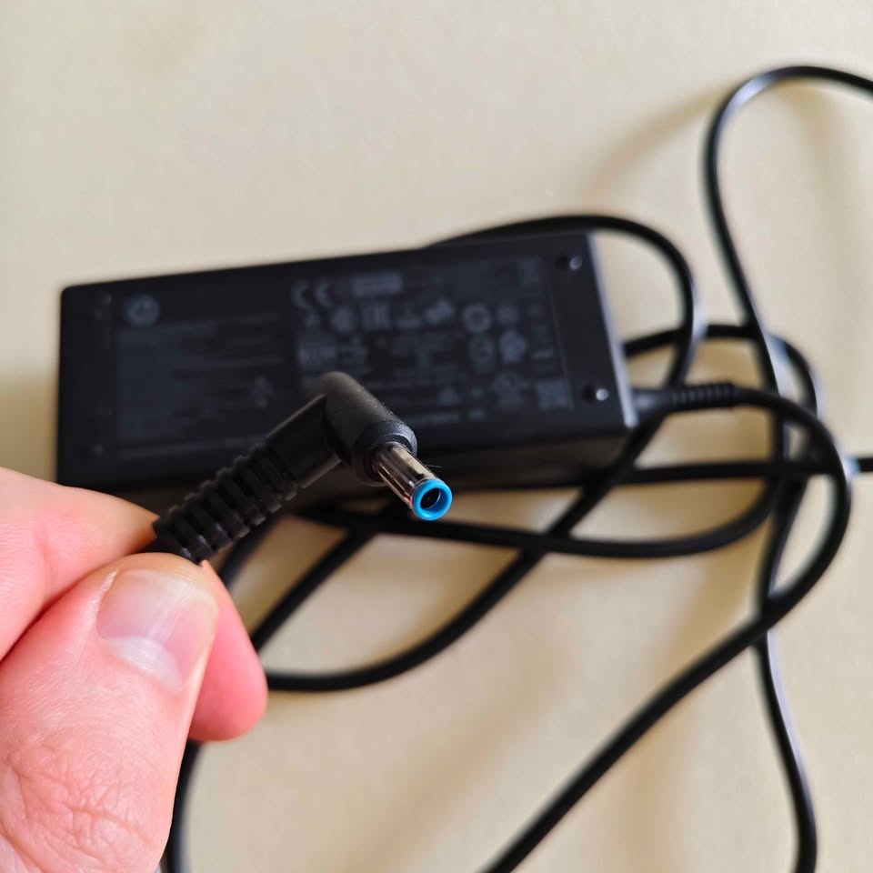 HP 65W Laptop Charger AC Power Adapter PPP009C - photo 3