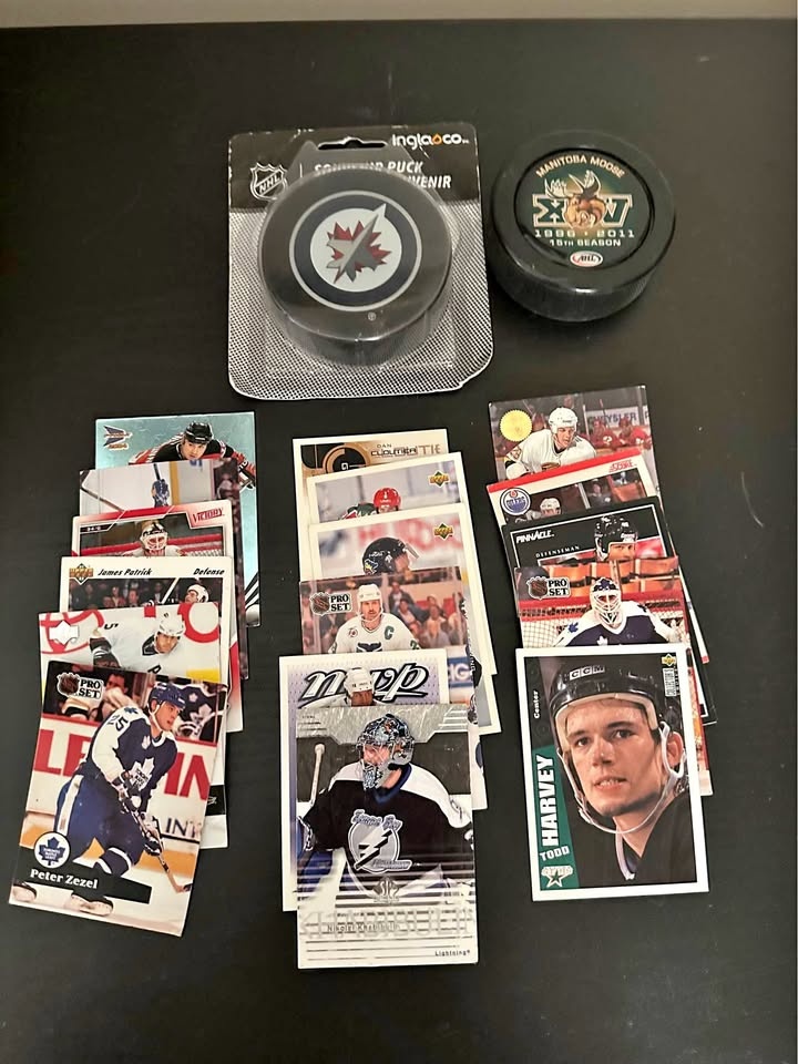 Commemorative Hockey Pucks