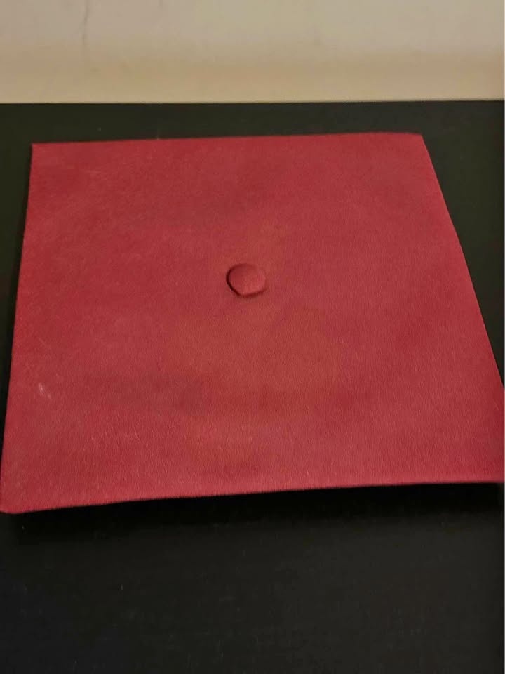Graduation hat