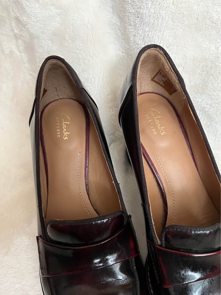 Clark’s Block-heeled Loafers (US 5, EU 35, UK 2.5) - photo 2