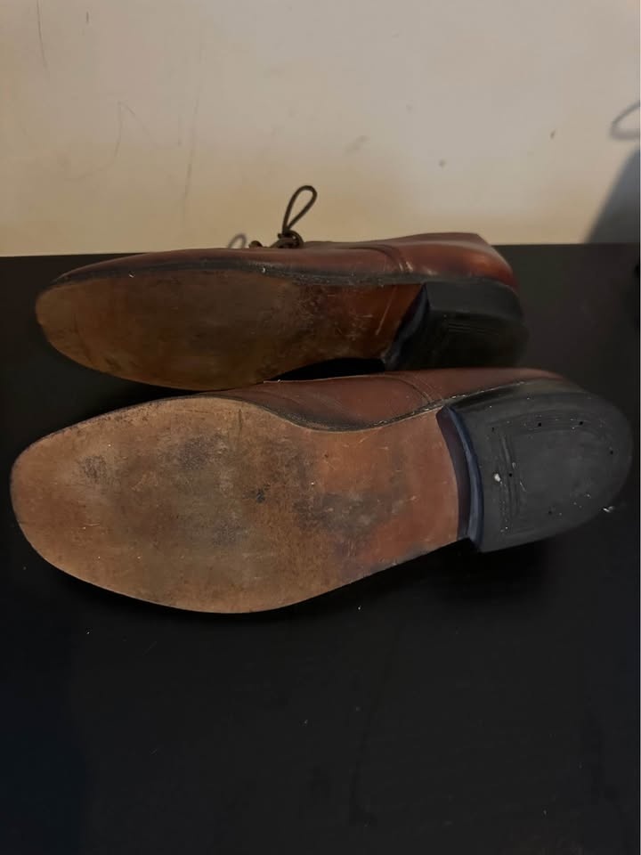 Brown leather derby shoes - photo 2