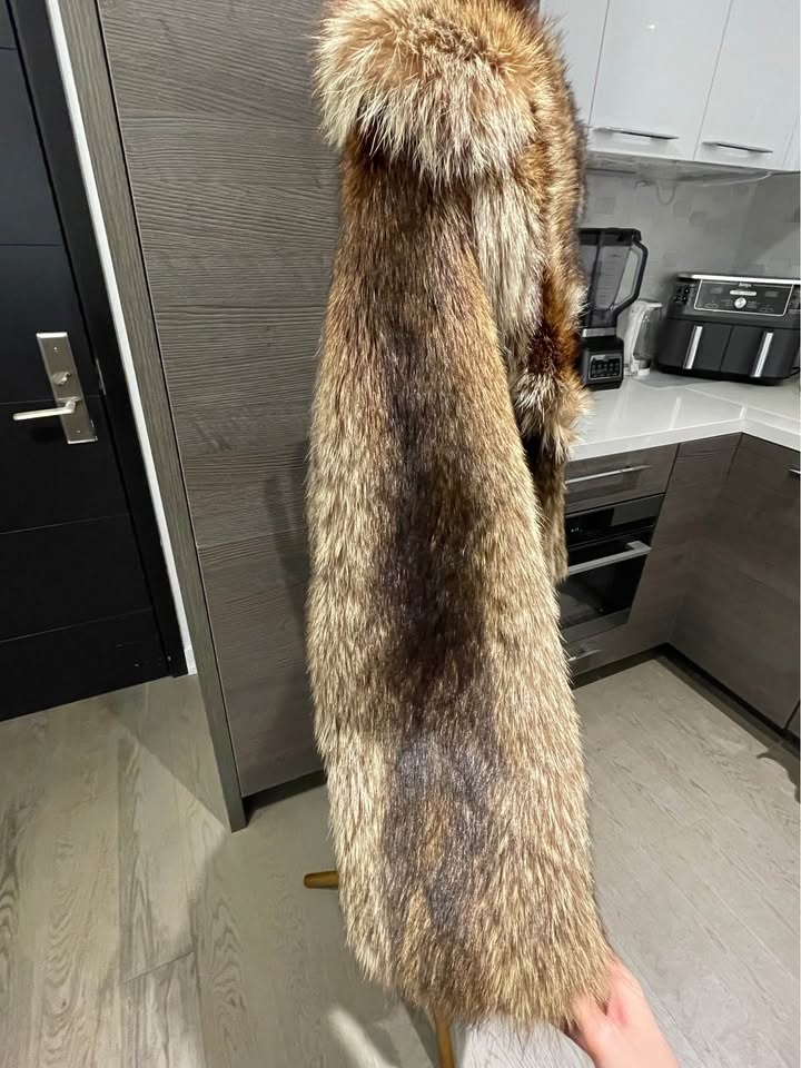Vintage Real Raccoon-Fur Coat in Great/excellent Vinty Condition - photo 4