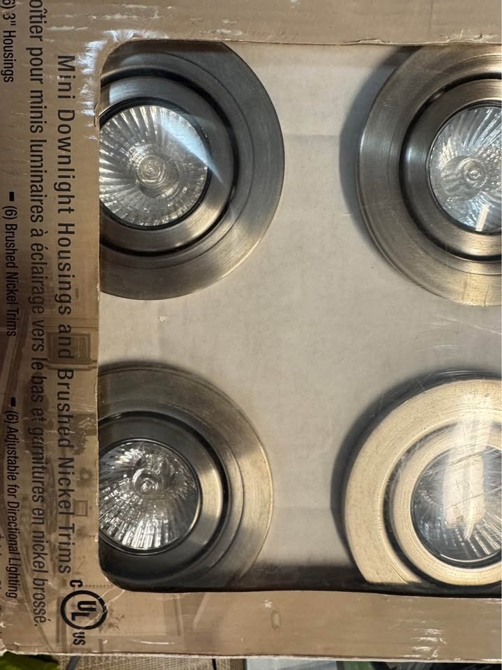 NEW IN BOX 3" recessed lighting kit 6 pack - photo 4