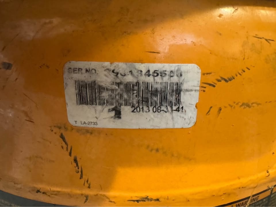 BOSTITCH 6gal air compressor-used - photo 4
