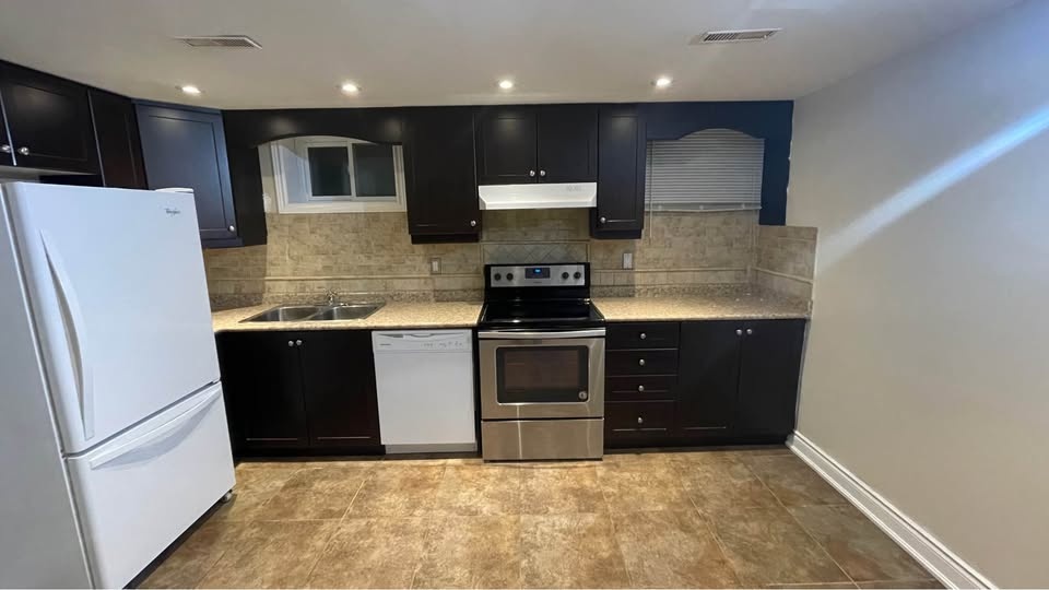 2 Beds 1 Bath - House - photo 3