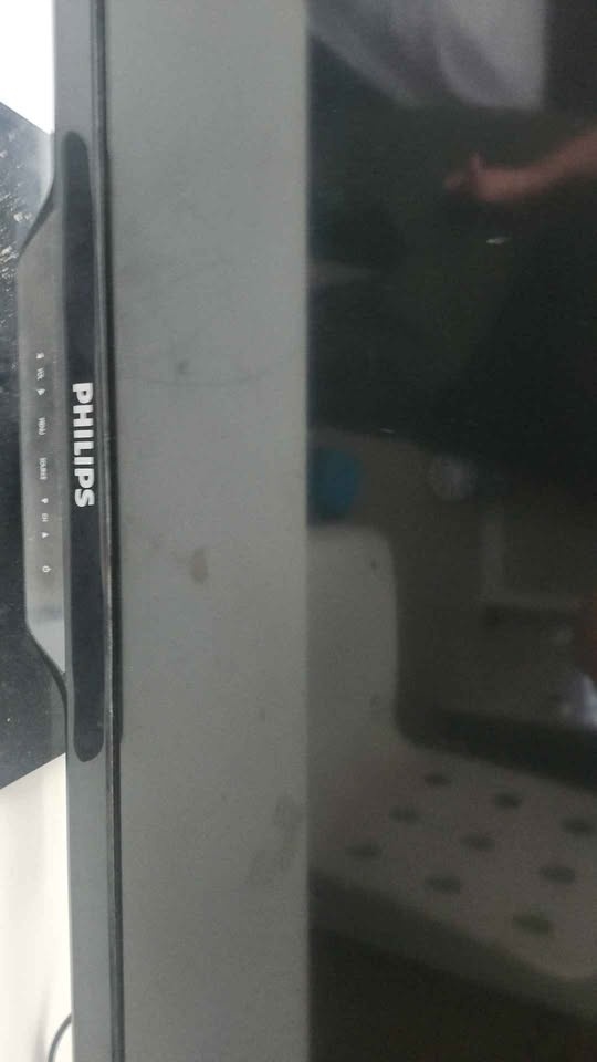 Philips TV Screen - photo 2