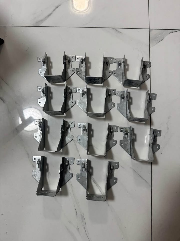 Simpson Strong Tie LUS24Z & LUS26Z Connectors - photo 2