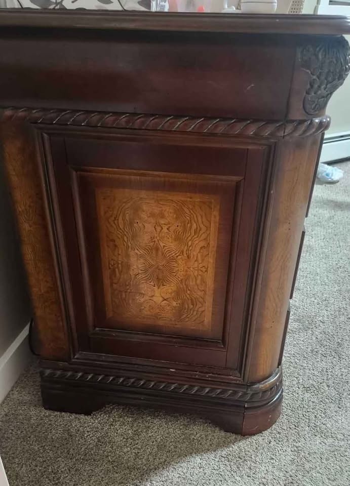 Small dresser - photo 2