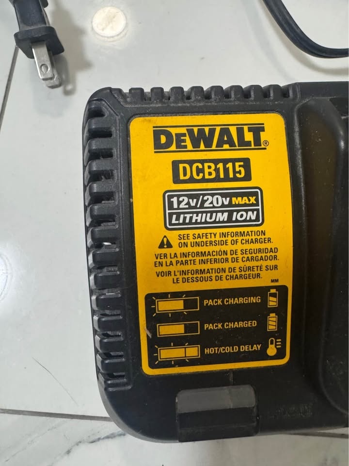 DeWALT Chargers - photo 3