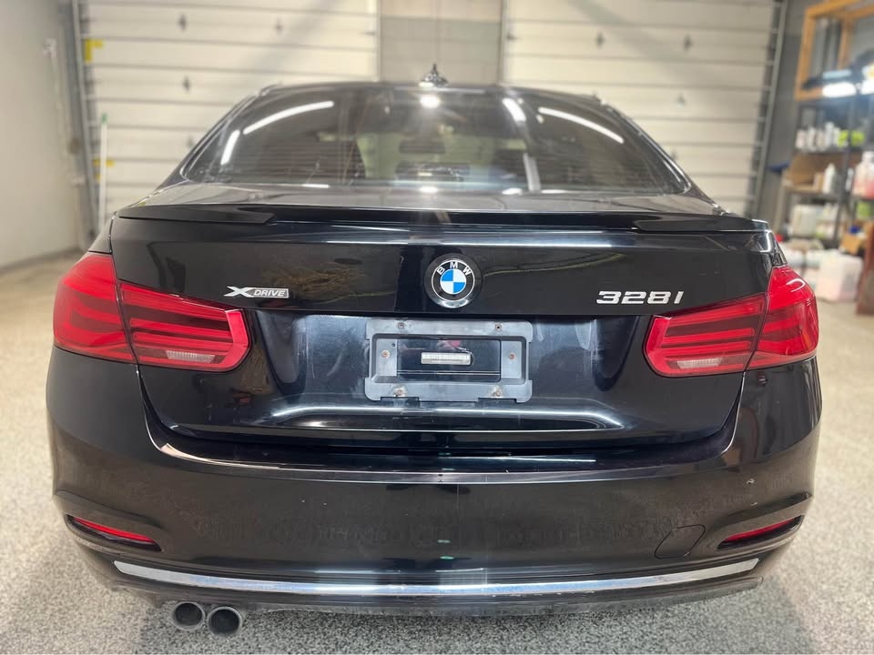2016 BMW 328i xDrive - photo 5