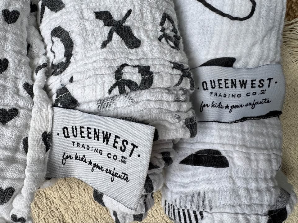 3 Muslin Swaddle Blankets / Receiving Blankets – Black & White S - photo 2