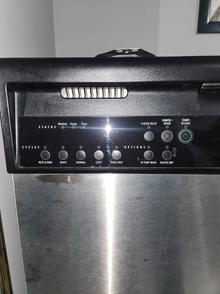 Dishwasher - Whirlpool Stainless Steel - photo 2