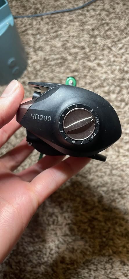 Bait caster, fishing reel - photo 2