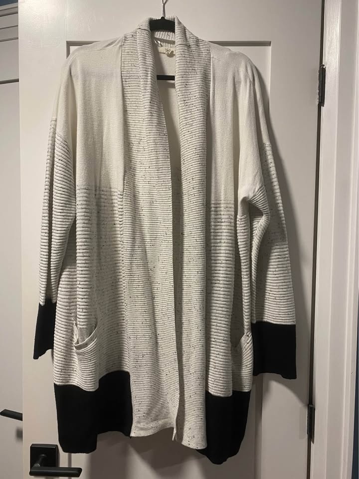 3x/4x Women's Sweaters & Cardigans