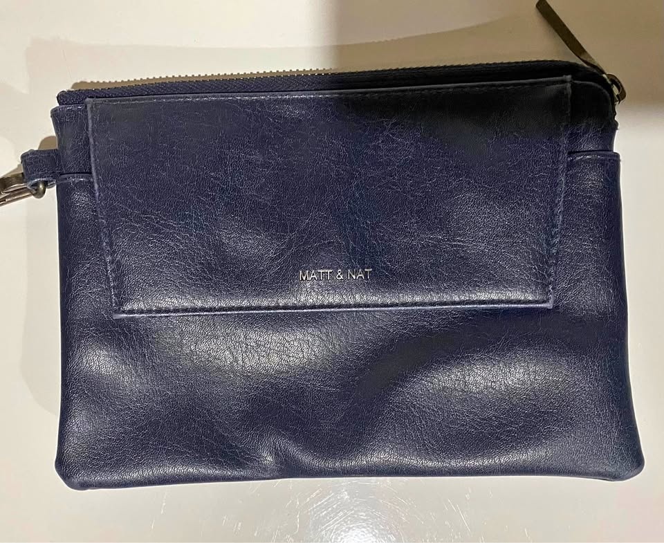 Matt & Nat wallet