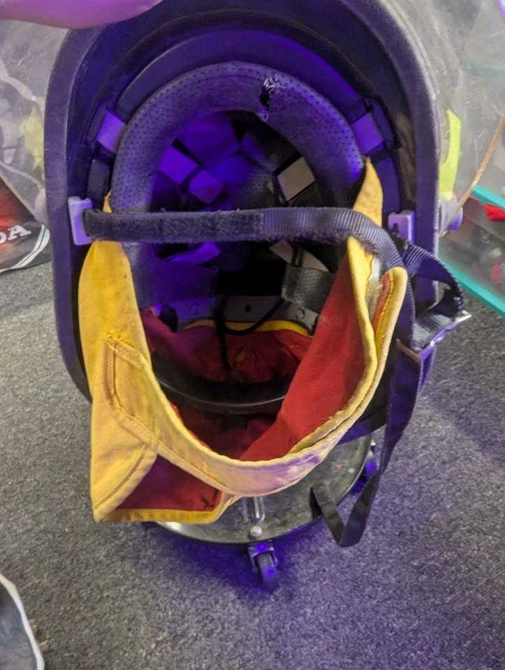 Fire Fighter Helmet - photo 2