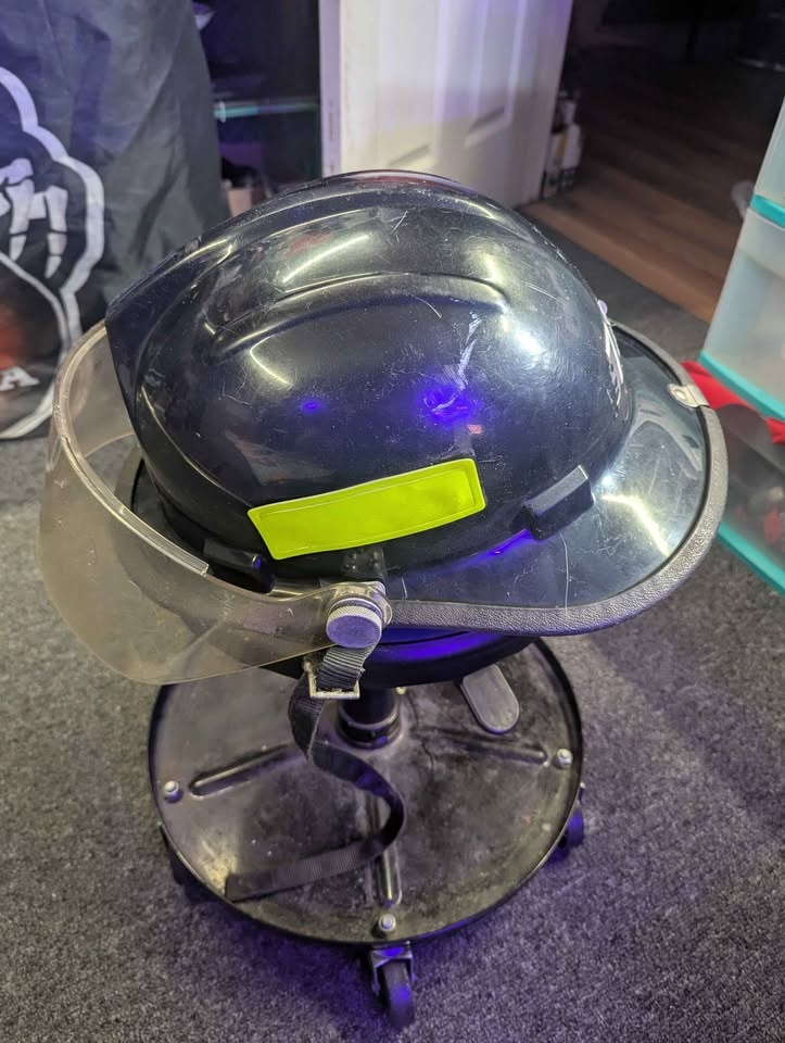 Fire Fighter Helmet - photo 4