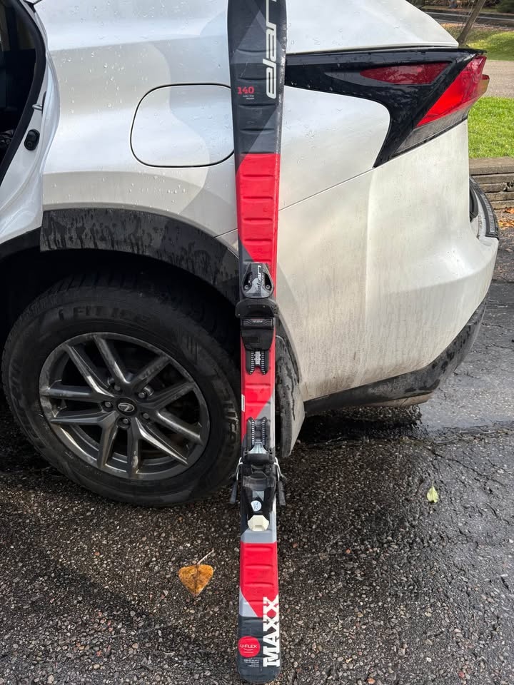 Elan 140 Early Rise Rocker U-Flex Fibreglass Skis - photo 4
