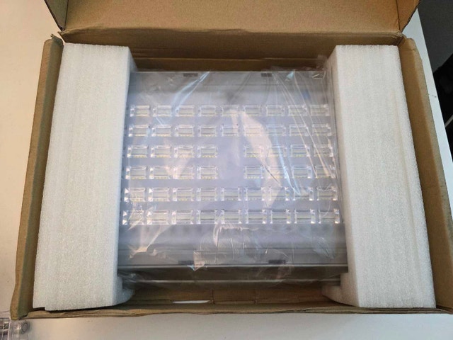 New LED Floodlight - 200W White Light - photo 3